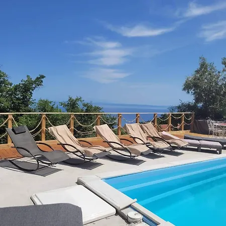 شقة Mit Pool Und Jacuzzi Istrien *