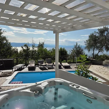 شقة Mit Pool Und Jacuzzi Istrien *